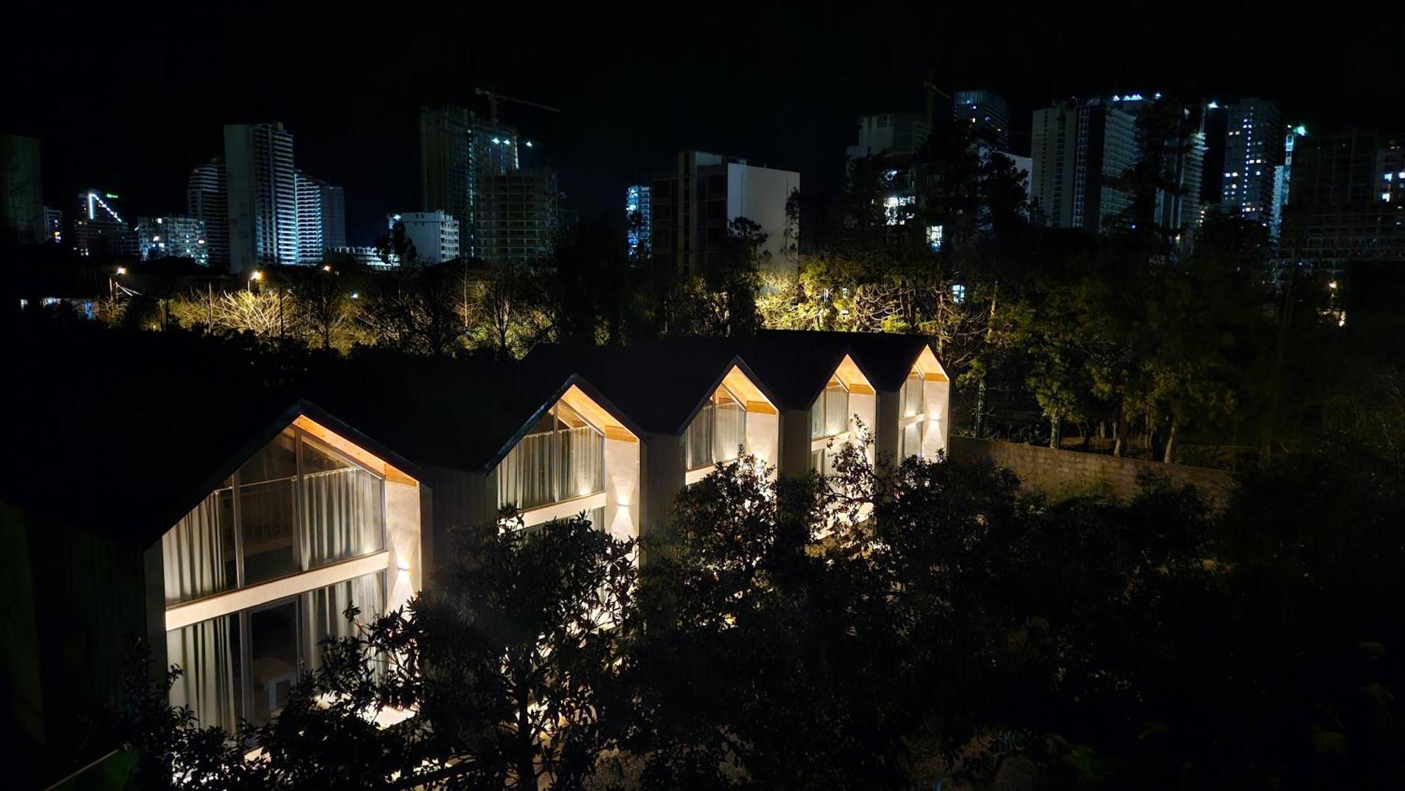 Guest House Koba Batumi Exterior foto